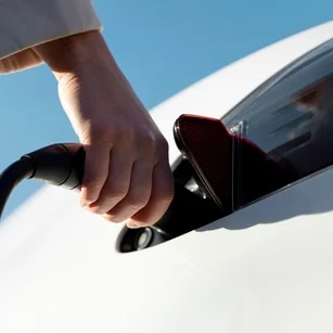 Top 5 Must-Have Accessories for Your Charging Point